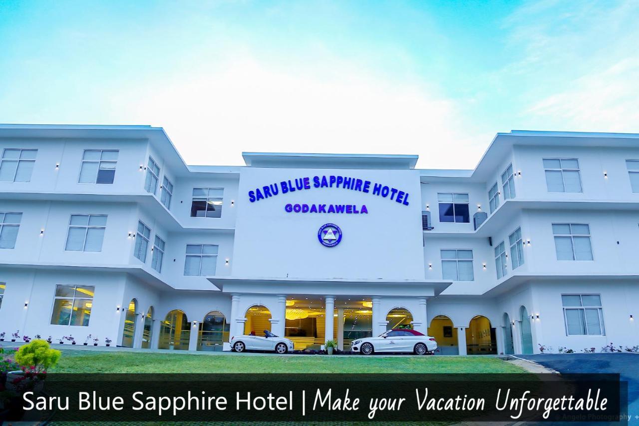 Saru Blue Sapphire Hotel Godakewela Bagian luar foto
